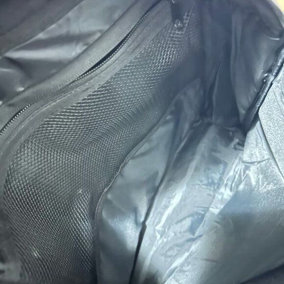 Sprayground Red Leopard Lips Backpack Limited Edition Gold Fangs Full size Clean - Picture 8 of 9